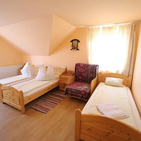 Guest house Saroklak